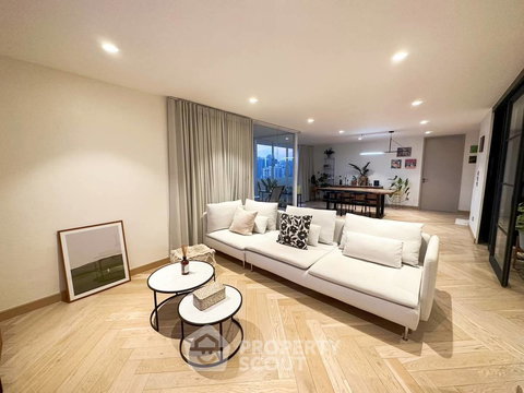 คอนโด 2-ห้องนอน ที่ ดี.เอส. ทาวเวอร์ 2 สุขุมวิท 39 คอนโดมิเนียม ใกล้ MRT สุขุมวิท (ID 2762027)