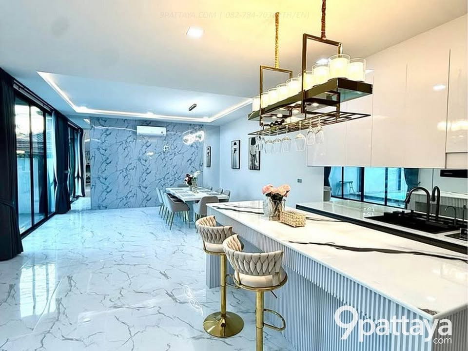 รูป ขาย | Luxury Pool Villa – ใกล้ Yacht Club พัทยา - รูปที่ 5/7
