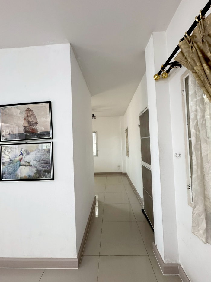 picture Two-story detached house, corner unit, convenient transportation. - 18/36