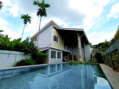 บ้านเดี่ยว เชียงใหม่ : ขายด่วน บ้านพร้อมสระ วิวภูเขา ใกล้สนามบินเชียงใหม่เพียง 10 นาที