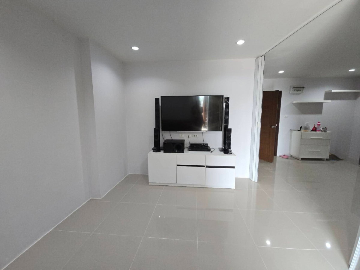 รูป k1893 ให้เช่าคอนโด The Great Residence Condominium #ใกล้บึงหนองโคตร - รูปที่ 9/27