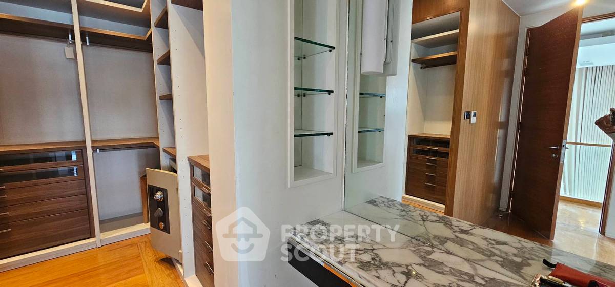 รูป คอนโด 4-ห้องนอน ที่ เอควา สุขมวิท 49 คอนโดมิเนียม ใกล้ BTS ทองหล่อ (ID 2764828) - รูปที่ 17/32