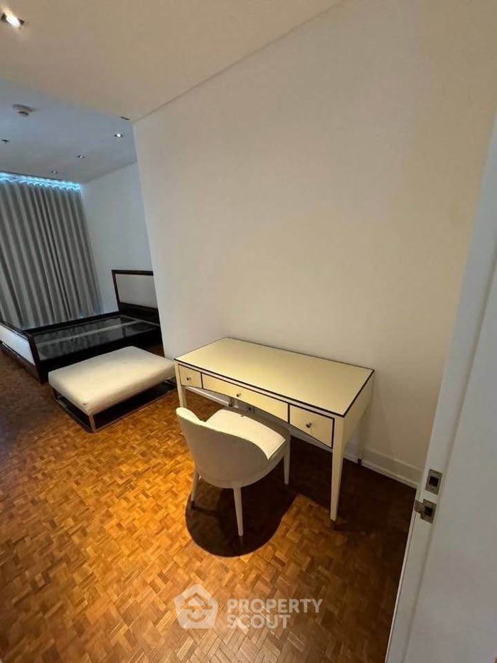 รูป คอนโด 2-ห้องนอน ที่ เดอะ ริทซ์-คาร์ลตัน เรสซิเดนเซส, แบง ค๊อก ใกล้ BTS ช่องนนทรี (ID 2749887) - รูปที่ 12/16