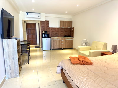 Condos for rent : Studio Condo for Rent in Pattaya at Jomtien Beach Condominium