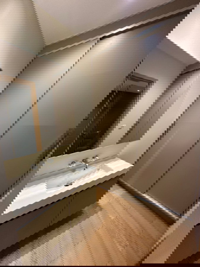 รูป SK108/คอนโดหรูSiri at Sukhumvit ติด BTS ทองหล่อ ห้องใหญ่ 2 ห้องนอน วิวสระ พร้อมอยู่ทันที  - รูปที่ 8/9