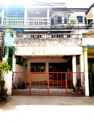 ทาวน์โฮม ทาวน์ อิน ทาวน์ : ทาวน์โฮมทาวน์อินทาวน์ ทำเลทองเลียบด่วน! ออฟฟิศก็ได้ อยู่อาศัยก็ดี (ใกล้ร้านอาหาร + เดินทางสะดวก)