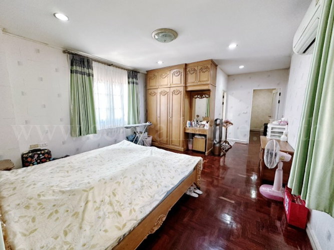 รูป บ้านเดี่ยว 367 ตารางวา ลัดดารมย์ รัตนาธิเบศร์ แปลงริม หลังใหญ่ที่สุดในโครงการ - รูปที่ 14/31