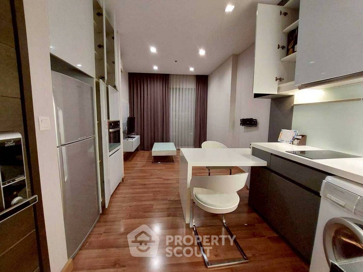 รูป คอนโด 1-ห้องนอน ที่ ไอวี่ แอมพิโอ รัชดา - พระราม 9 ใกล้ MRT ศูนย์วัฒนธรรมแห่งประเทศไทย (ID 2586419) - รูปที่ 1/8