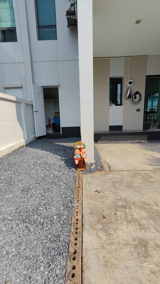 รูป ขายบ้านแฝด หมู่บ้านวารีโอ้ ไลฟ์ สุวรรณภูมิ (Vario Suvarnabhumi) ซ.ลาดกระบัง 54 ทำเลดีมาก ใกล้สนามบินสุวรรณภูมิ ✈️ - รูปที่ 32/40