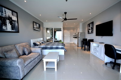 Condos for rent : Studio Condo for Rent in Jomtien Pattaya at View Talay 5D