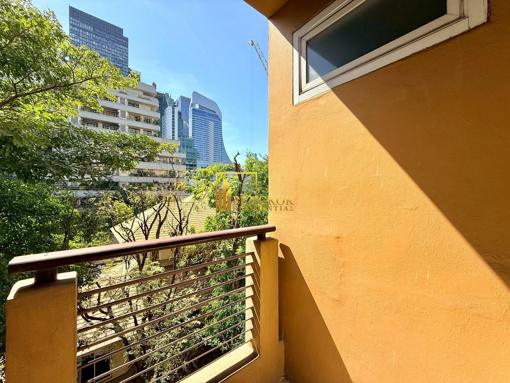 รูป Beautifully Renovated 2 Bed Apartment in Phloenchit Location - BR0430AP - รูปที่ 13/32