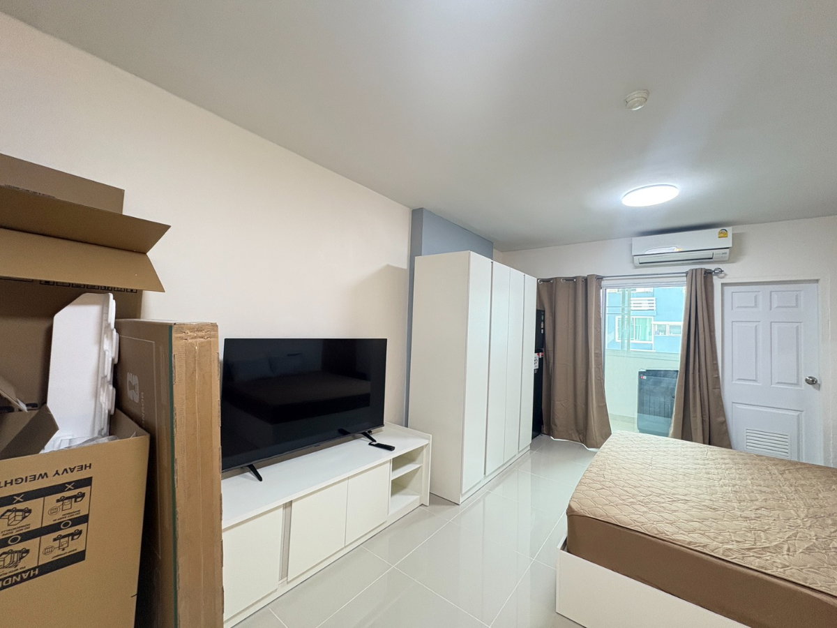รูป คอนโด City Home รัชดา ซอย 10 ห้องมุม 30 ตรม. วิวสวย 🌃  ห้องใหม่เอี่ยม เพิ่งรีโนเวทเสร็จ 12000 - รูปที่ 2/8