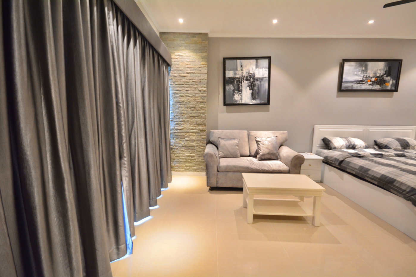 รูป Studio Condo for Rent in Jomtien Pattaya at View Talay 5D - รูปที่ 2/17