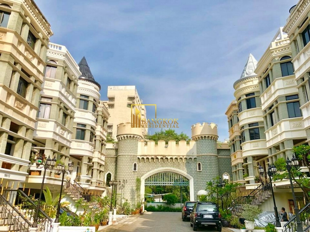 รูป Baan Chicha Castle | Stylish 4 Bedroom Townhouse in Phrom Phong - BR8515TH - รูปที่ 20/23