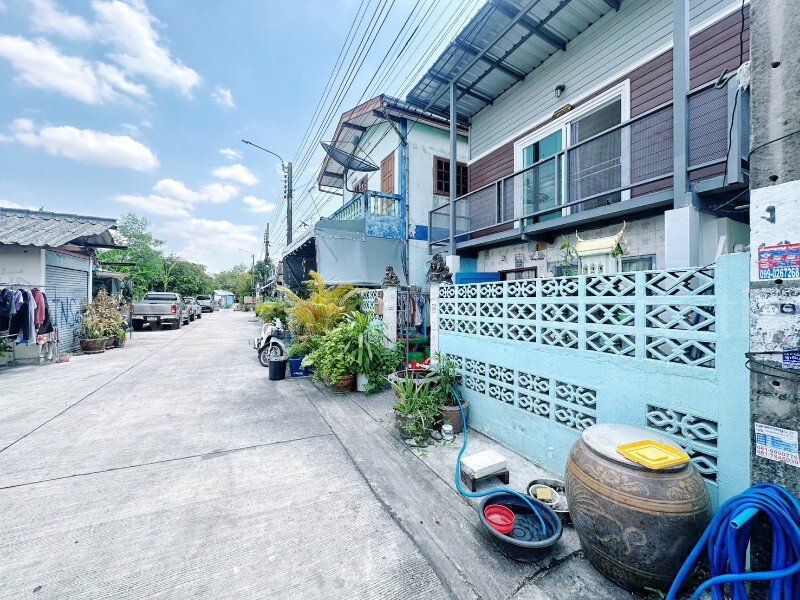 รูป บ้านเดี่ยว เคหะร่มเกล้า 27 ลาดกระบัง หน้าบ้านไม่ชนใคร - รูปที่ 17/17