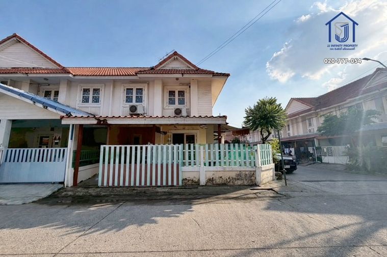 ขายทาวน์เฮ้าส์ 2 ชั้น หมู่บ้านพฤกษา 28/1  ถนนแพรกษา 14 หลังมุม ใกล้นิคมบางปู