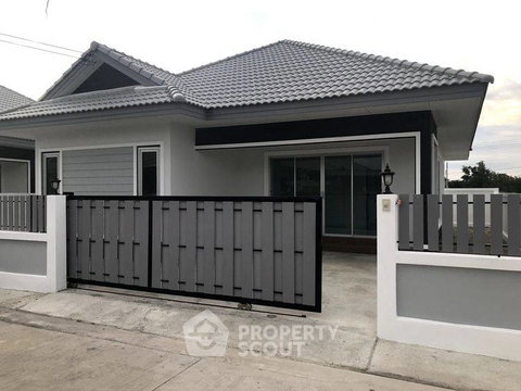 บ้าน 3-ห้องนอน ใน มาบโป่ง (ID 2713880)