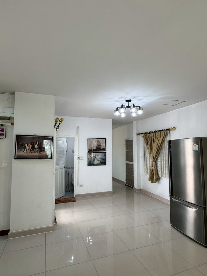 picture Two-story detached house, corner unit, convenient transportation. - 14/36