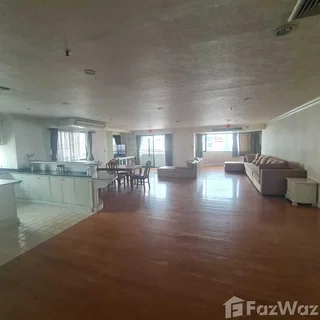 4 Bedroom Condo for sale at Baan Suanpetch 6140093
