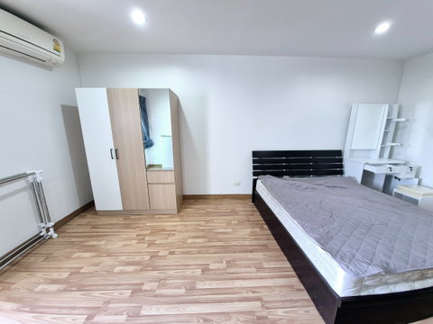 8,500 baht/month studio Regent sukhumvit 93 BTS Bangchak