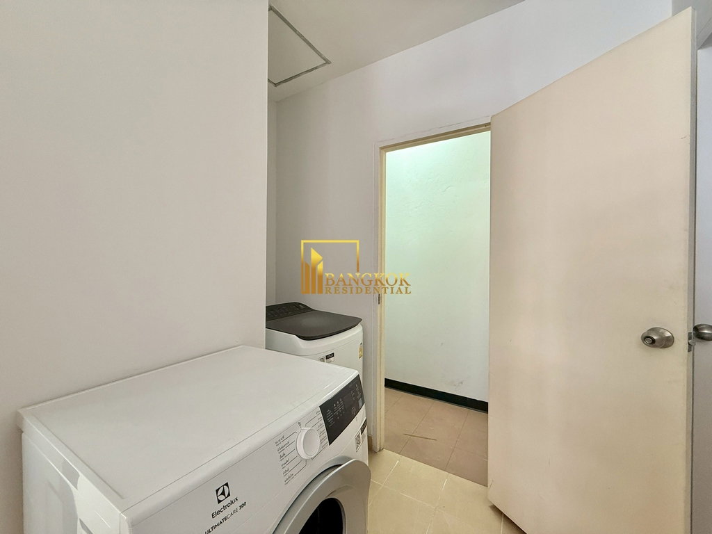 รูป Spacious 2 Bedroom Apartment For Rent in Phrom Phong - BR20883AP - รูปที่ 26/43