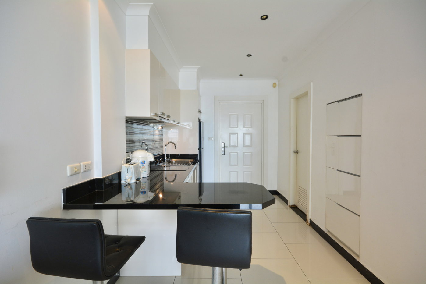 รูป Luxury Studio Condo for Rent in Jomtien Pattaya at View Talay 8 - รูปที่ 7/16