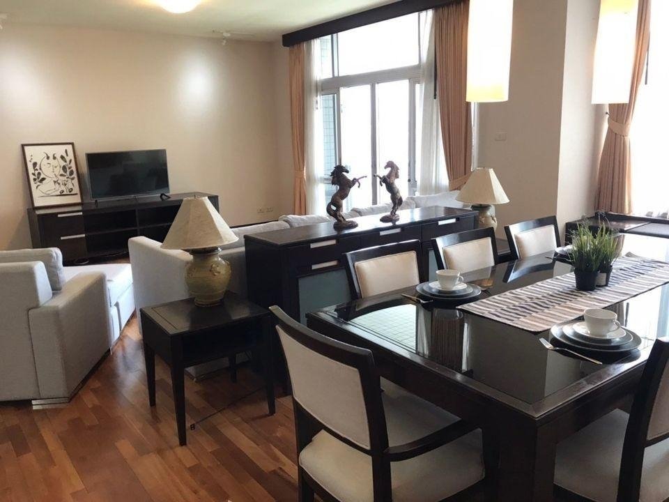 รูป LTHC7239 – All seasons mansion FOR RENT 3 beds 3 baths Size 178 Sq.M. Near BTS Phloen Chit stations ONLY 75k/month - รูปที่ 2/6