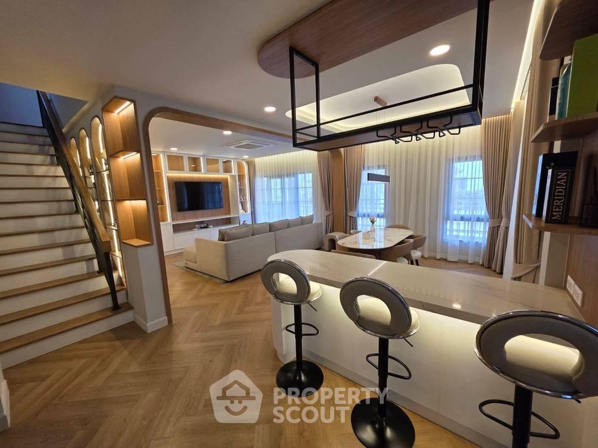 รูป บ้าน 4-ห้องนอน ที่ เซนโทร บางนา ใน บางแก้ว (ID 2763602) - รูปที่ 5/13