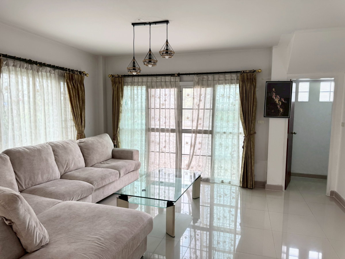 picture Two-story detached house, corner unit, convenient transportation. - 27/36