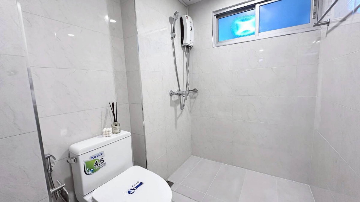 รูป ด่วนที่สุด โปรโมชั่น ขายคอนโด ลุมพินี เพลส พระราม8 45ตรม. 1รับแขกใหญ่ ห้องริม เพียง 2.09 ล้าน เท่านั้น!! - รูปที่ 11/17