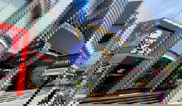 รูป ขายบ้านเดี่ยว 2 ชั้น สุขุมวิท ซอย 61 กทม. - รูปที่ 1/4