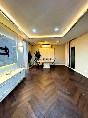 เช่าบ้านแฝด นนทบุรี : ปล่อยเช่า‼️บ้านแฝด สไตล์บ้านเดี่ยว ต่อเติมเต็มพื้นที่ 45 ตรว บิ้วอืนทั้งหลัง ในหมู่บ้านเพอร์เฟค พาร์คพระราม 5 บางใหญ่. ที่จอดรถในบ้านได้ถึง 2 คัน