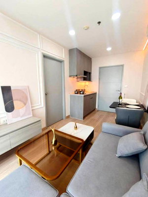 ขายคอนโด : ขาย คอนโด IDEO Wutthakat (ไอดีโอ วุฒากาศ) 30.6 ตรม 1 นอน 1 น้ำ ชั้น 11 วิวสระ