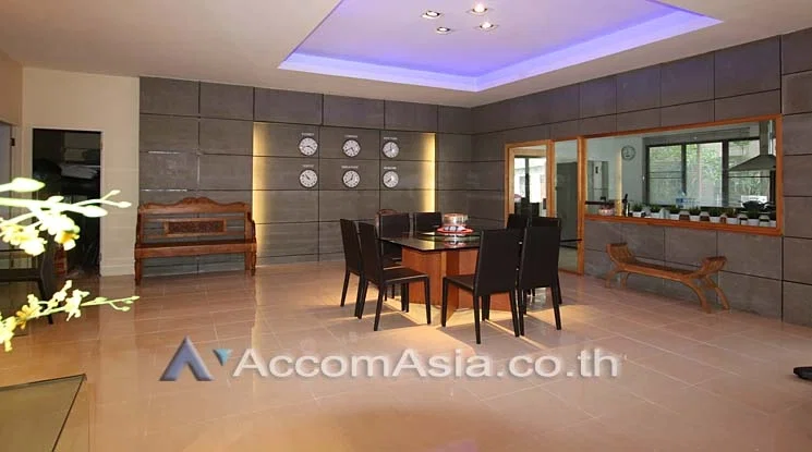picture 🔼🔽 AccomA 📩 3 BR Condominium @Pearl Garden (AA10746) - 3/10