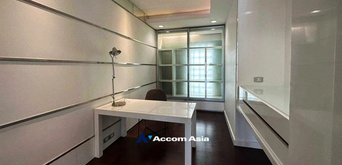 รูป 🔼🔽 AccomA 📩  3 BR Condominium @Tonson Court (AA32441) - รูปที่ 7/10