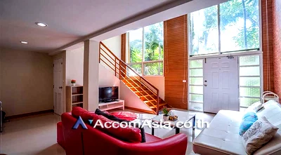 เช่าทาวน์โฮม ม.กรุงเทพ กล้วยน้ำไท : 🔼🔽 AccomA 📩 Pet friendly 2 BR Townhouse @Hideaway Living Place (AA27652)
