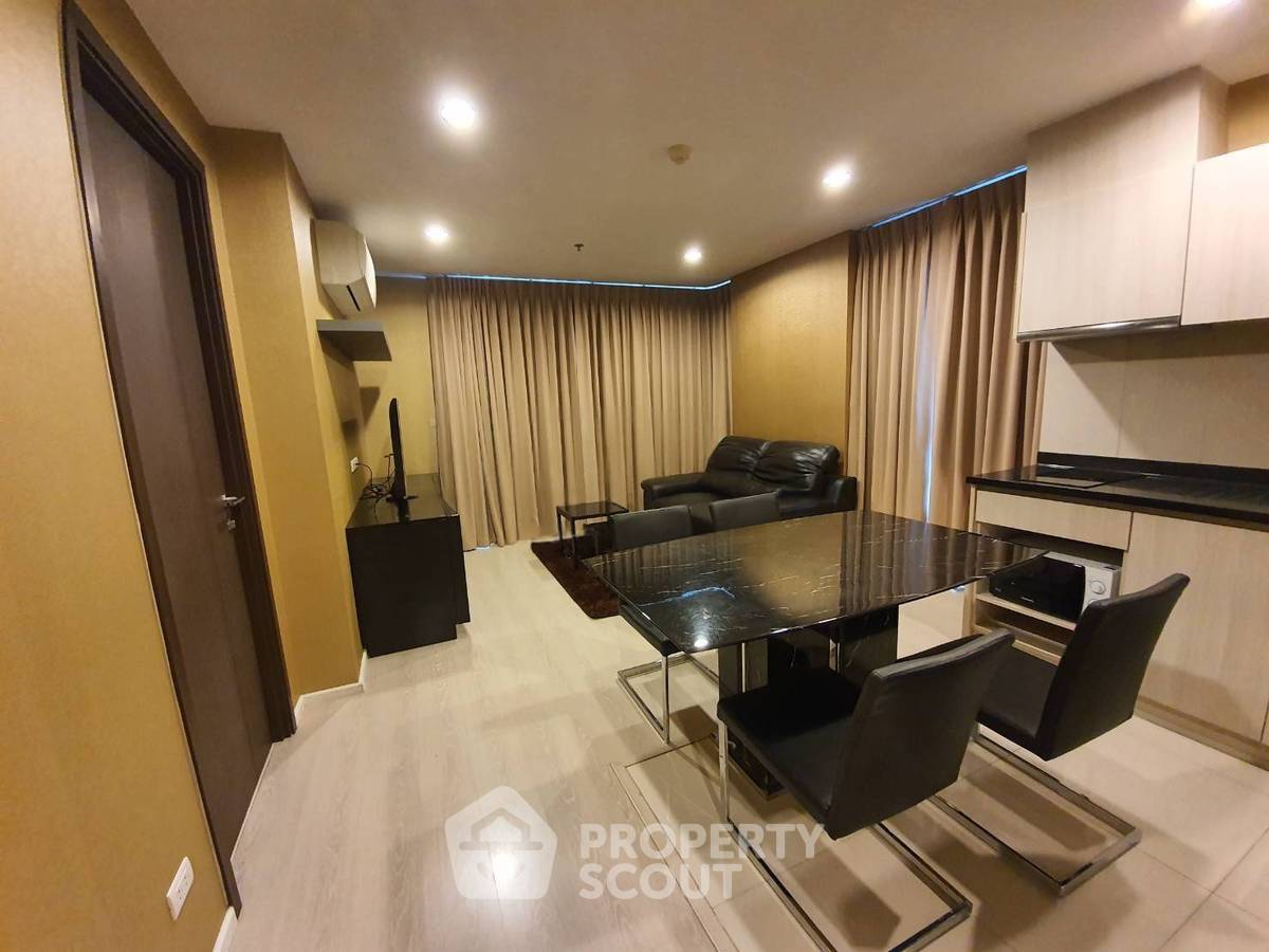 รูป คอนโด 2-ห้องนอน ที่ ริทึ่ม สาทร-นราธิวาส ใกล้ BTS ช่องนนทรี (ID 2751385) - รูปที่ 1/7