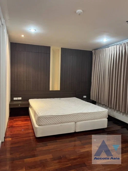 รูป 🔼🔽 AccomA 📩  2 BR Condominium @Urbana Langsuan (25050) - รูปที่ 9/17