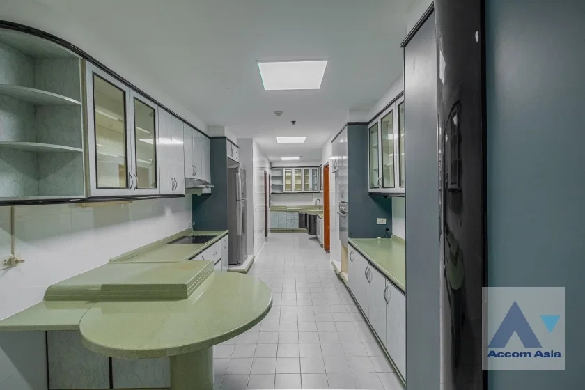 รูป 🔼🔽 AccomA 📩 Bright classic condo with marble floors near The Emporium (24648) - รูปที่ 9/20