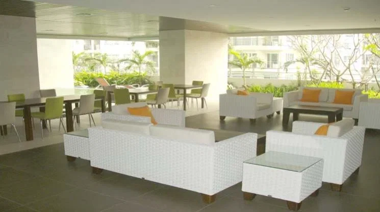 picture 🔼🔽 AccomA 📩 Pet friendly 3 BR Condominium @The Madison (1512016) - 2/3