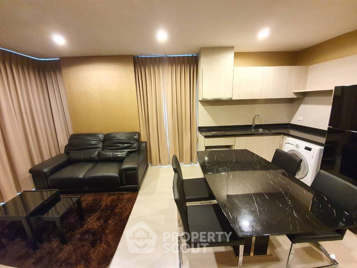 รูป คอนโด 2-ห้องนอน ที่ ริทึ่ม สาทร-นราธิวาส ใกล้ BTS ช่องนนทรี (ID 2751385) - รูปที่ 2/7