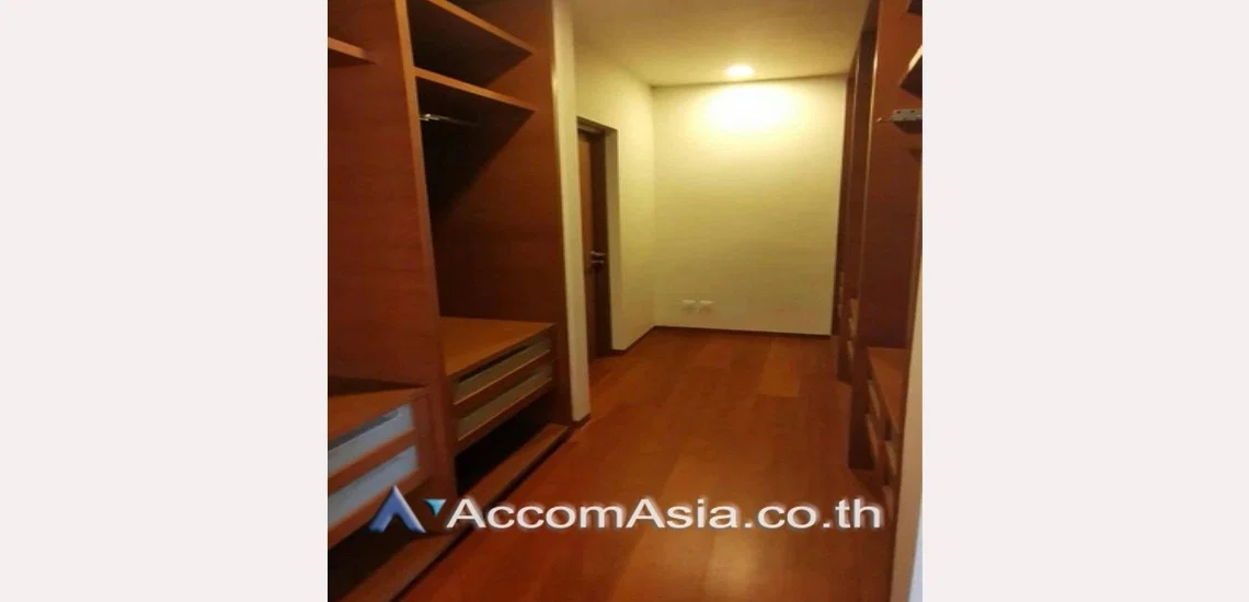 รูป 🔼🔽 AccomA 📩  Contemporary condominium with balcony and panoramic views in Sathorn (AA30028) - รูปที่ 4/8