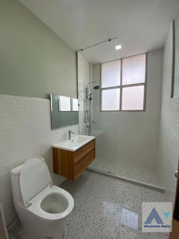รูป 🔼🔽 AccomA 📩 Renovated private house with cozy charm in Ekkamai (AA33648) - รูปที่ 18/20