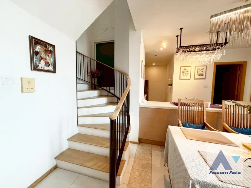 รูป 🔼🔽 AccomA 📩 Duplex Condo,Fully Furnished 2 BR Condominium @The Empire Place (AA38999) - รูปที่ 13/20