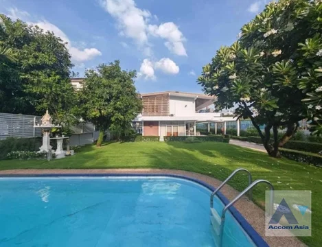 🔼🔽 AccomA 📩 Pet friendly,Private Swimming Pool 5 BR House in Khwaeng Sam Sen Nai (1913419)