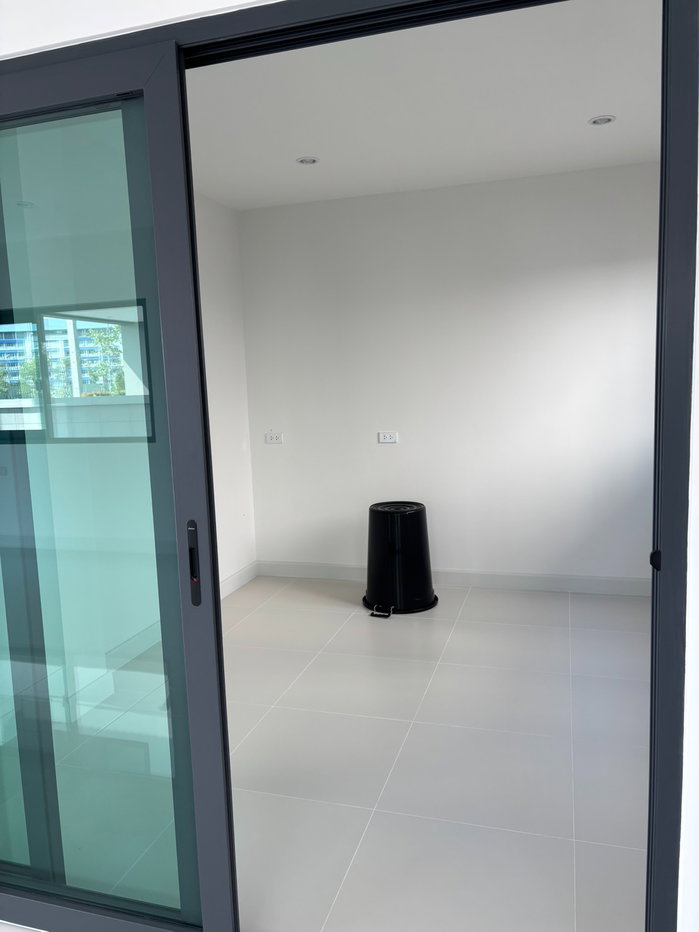 รูป ขายใบจองบ้าน ลดราคา 3 ห้องนอน 3 ห้องน้ำ หน้าบ้านเป็นน้ำพุ ศุภาลัย เบลล่า ซ.กันตนา - รูปที่ 14/18