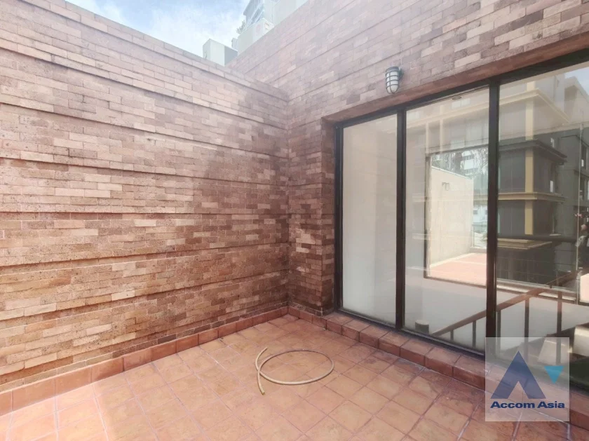 รูป 🔼🔽 AccomA 📩 Modern detached house with patio and garden in Sukhumvit (AA27905) - รูปที่ 15/16