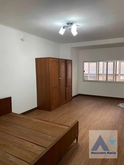 รูป 🔼🔽 AccomA 📩 Home Office 2 BR House in Lat Phrao (AA41602) - รูปที่ 10/16