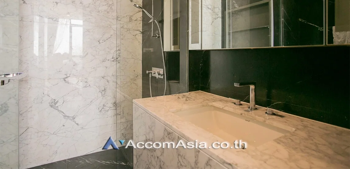 รูป 🔼🔽 AccomA 📩 Elegant Corner condominium with Marble Finishes in Sukhumvit (AA30485) - รูปที่ 18/19