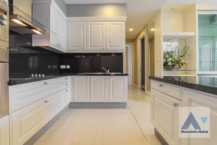 รูป 🔼🔽 AccomA 📩 Luxury condo with modern charm at Royce Private Residences (AA37116) - รูปที่ 11/20